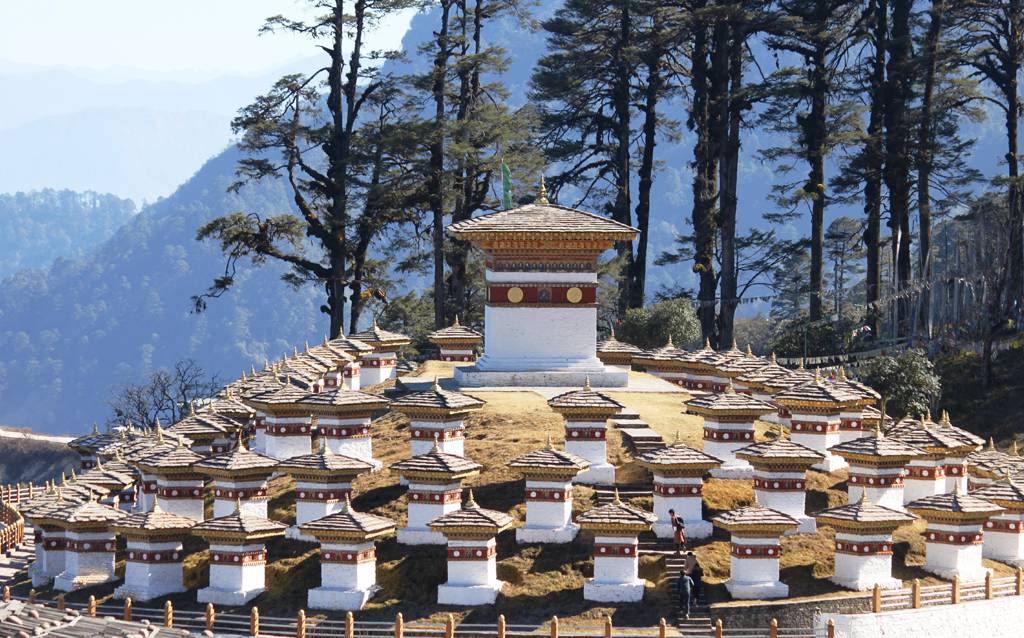Dochula Pass: Cổng Trời Himalaya & Bản Hùng Ca Của Bhutan
