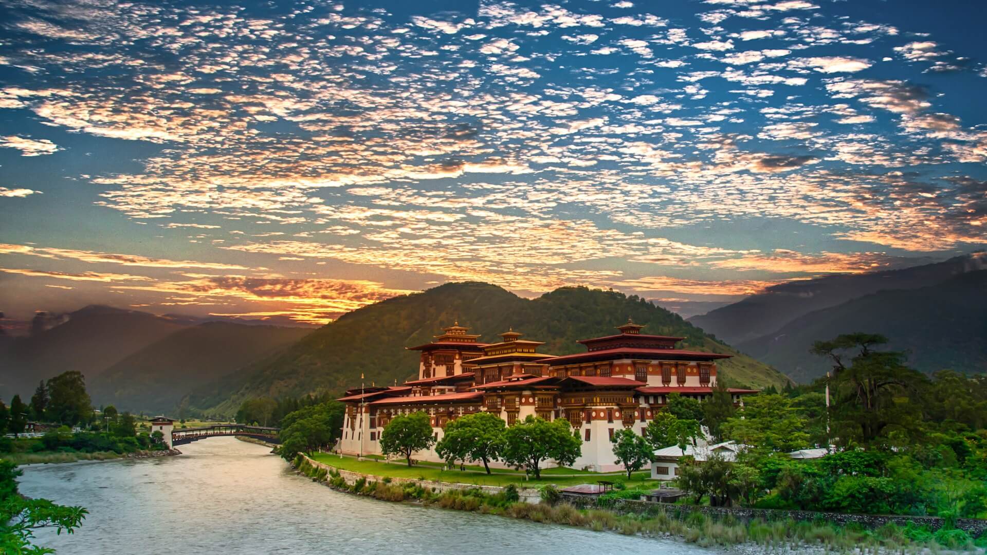Punakha Dzong – Pháo đài tu viện đẹp nhất Bhutan