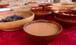 trà bơ Bhutan, Suja Bhutan, trà bơ Himalaya, văn hóa Bhutan, đồ uống truyền thống Bhutan,